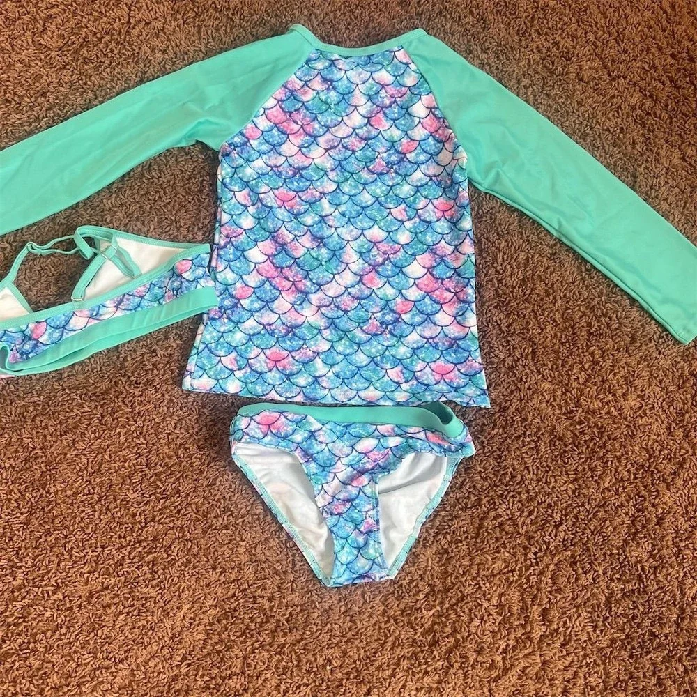 Unbranded‎ Girls' 3-Piece Fish Scales Rash Guard Swimsuit Set Size 7T NWOT